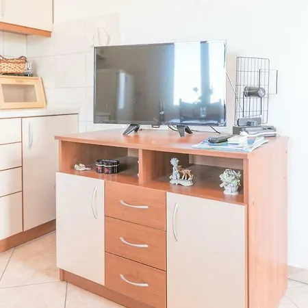 Apartment Mira2#preko#free Parking#a C Sestrunj