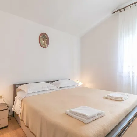 Apartment Mira2#preko#free Parking#a C *